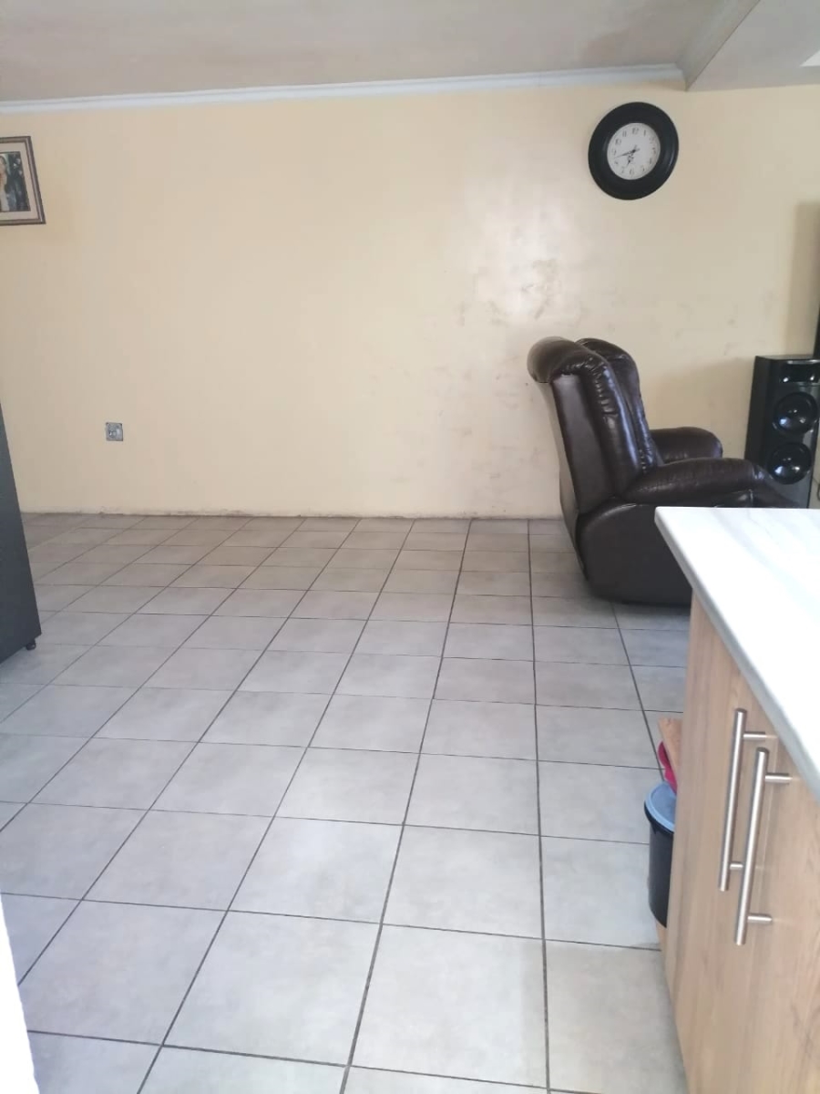 2 Bedroom Property for Sale in Philippi Western Cape